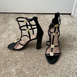 BCBGeneration Strappy Sandals Black Size 6